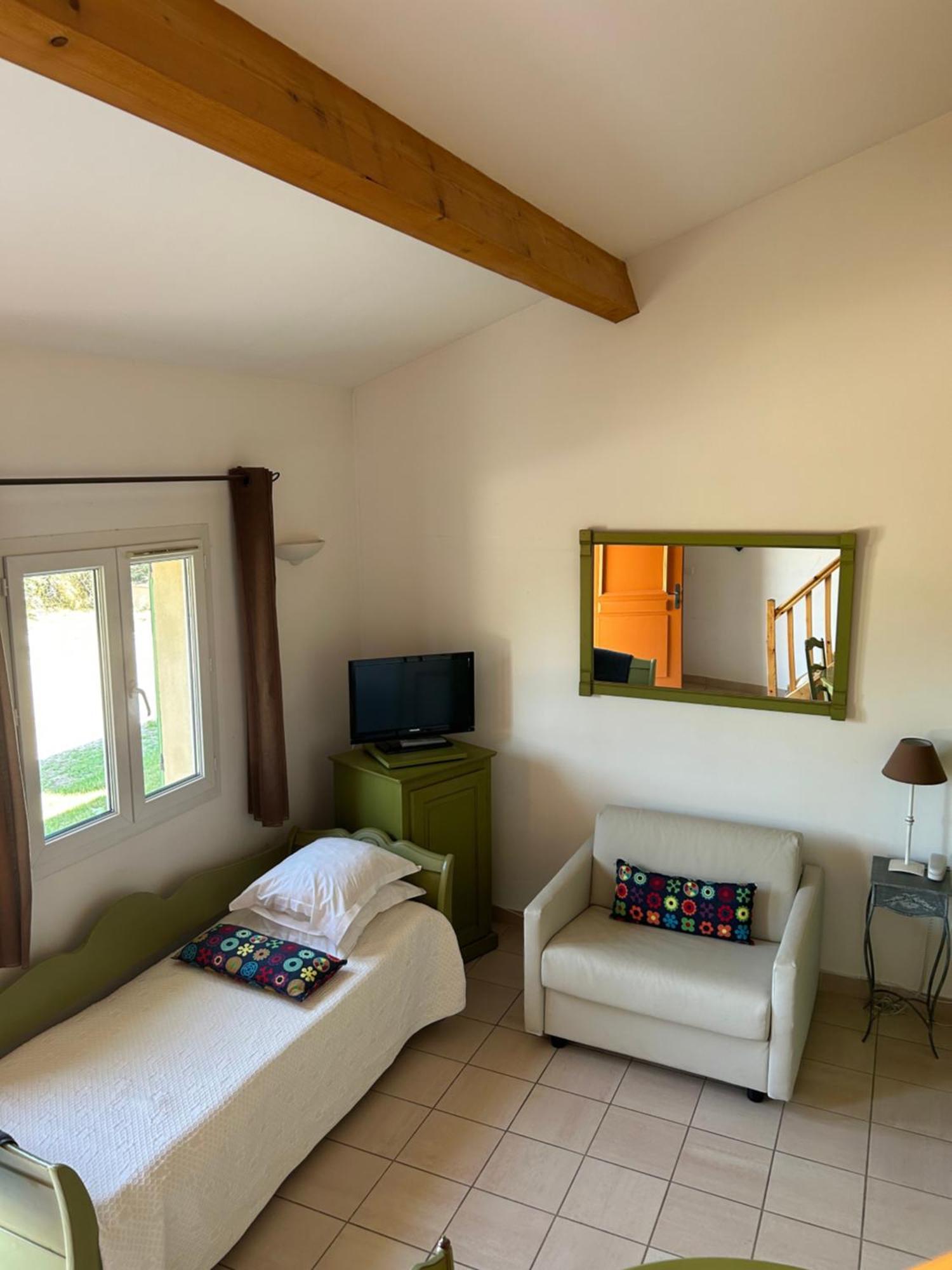 Hotel Terriciae Aux Portes De Maussane Les Alpilles Zimmer foto